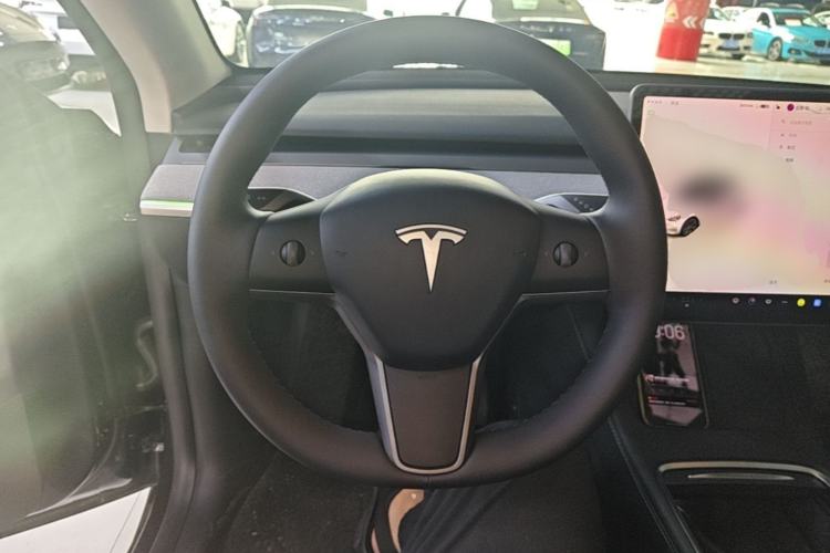Used Tesla Model Y 2024 Rear-Wheel-Drive Version Steering Wheel