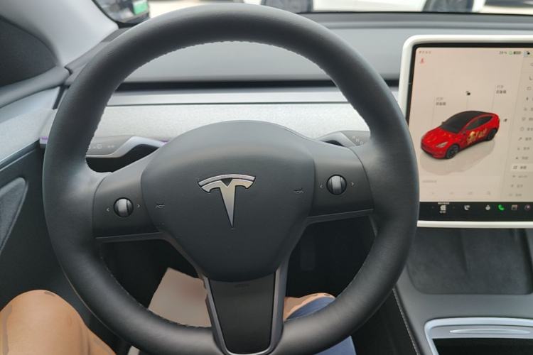 Used Tesla Model Y 2024 Rear-Wheel-Drive Version Steering Wheel