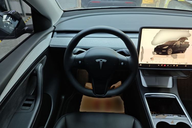 Used Tesla Model Y 2024 Rear-Wheel-Drive Version Steering Wheel