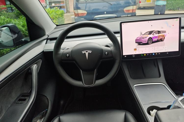 Used Tesla Model Y 2024 Rear-Wheel-Drive Version Steering Wheel