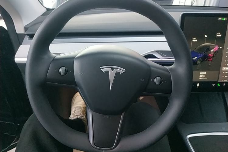 Used Tesla Model Y 2024 Rear-Wheel-Drive Version Steering Wheel