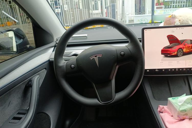 Used Tesla Model Y 2024 Rear-Wheel-Drive Version Steering Wheel