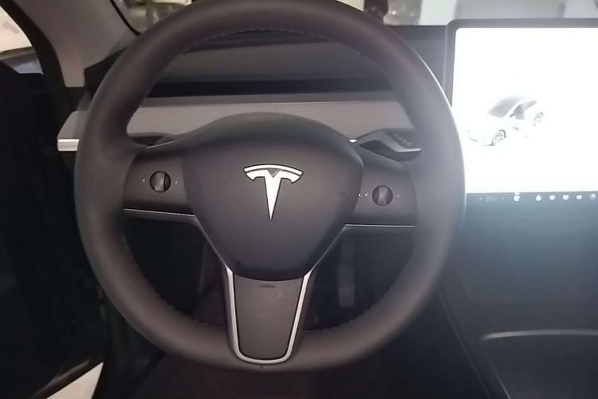Used Tesla Model Y 2024 Rear-Wheel-Drive Version Steering Wheel