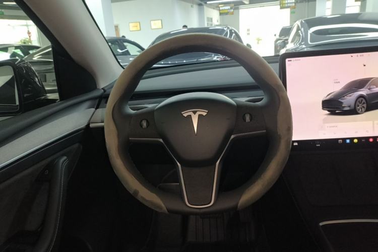 Used Tesla Model Y 2024 Rear-Wheel-Drive Version Steering Wheel
