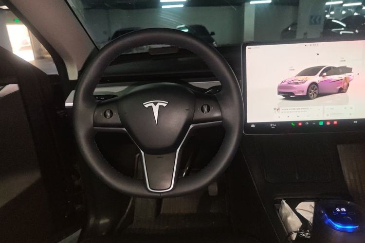 Used Tesla Model Y 2024 Rear-Wheel-Drive Version Steering Wheel