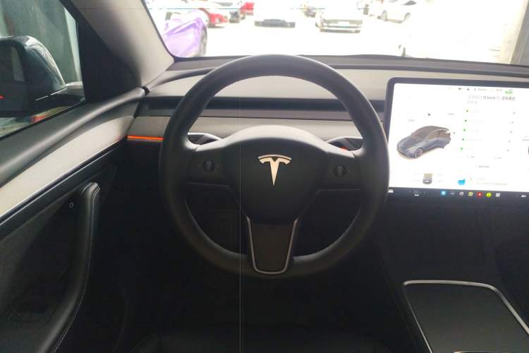 Used Tesla Model Y 2024 Long-Range All-Wheel-Drive Version Steering Wheel