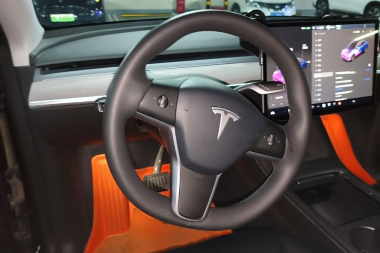 Used Tesla Model Y 2024 Rear-Wheel-Drive Version Steering Wheel