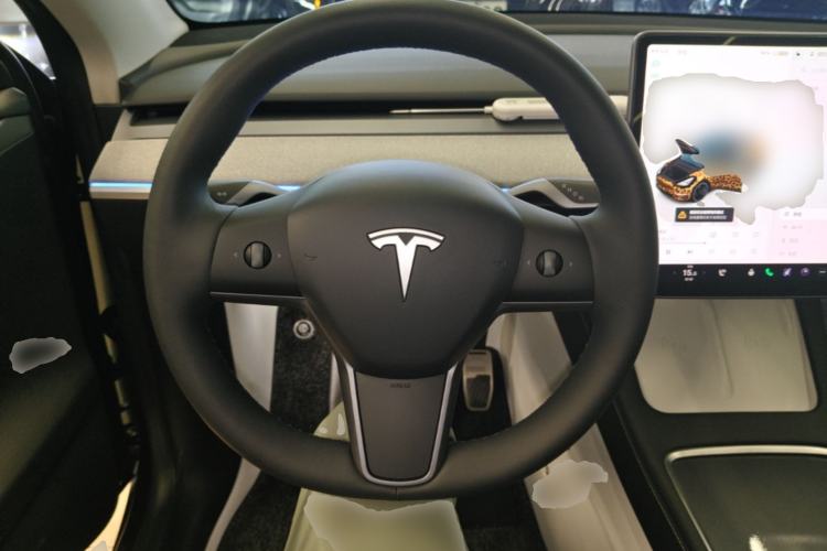 Used Tesla Model Y 2024 Rear-Wheel-Drive Version Steering Wheel