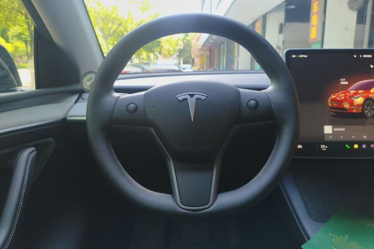 Used Tesla Model Y 2024 Rear-Wheel-Drive Version Steering Wheel