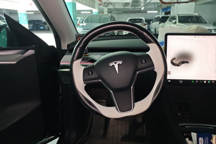Used Tesla Model Y 2024 Rear-Wheel-Drive Version Steering Wheel