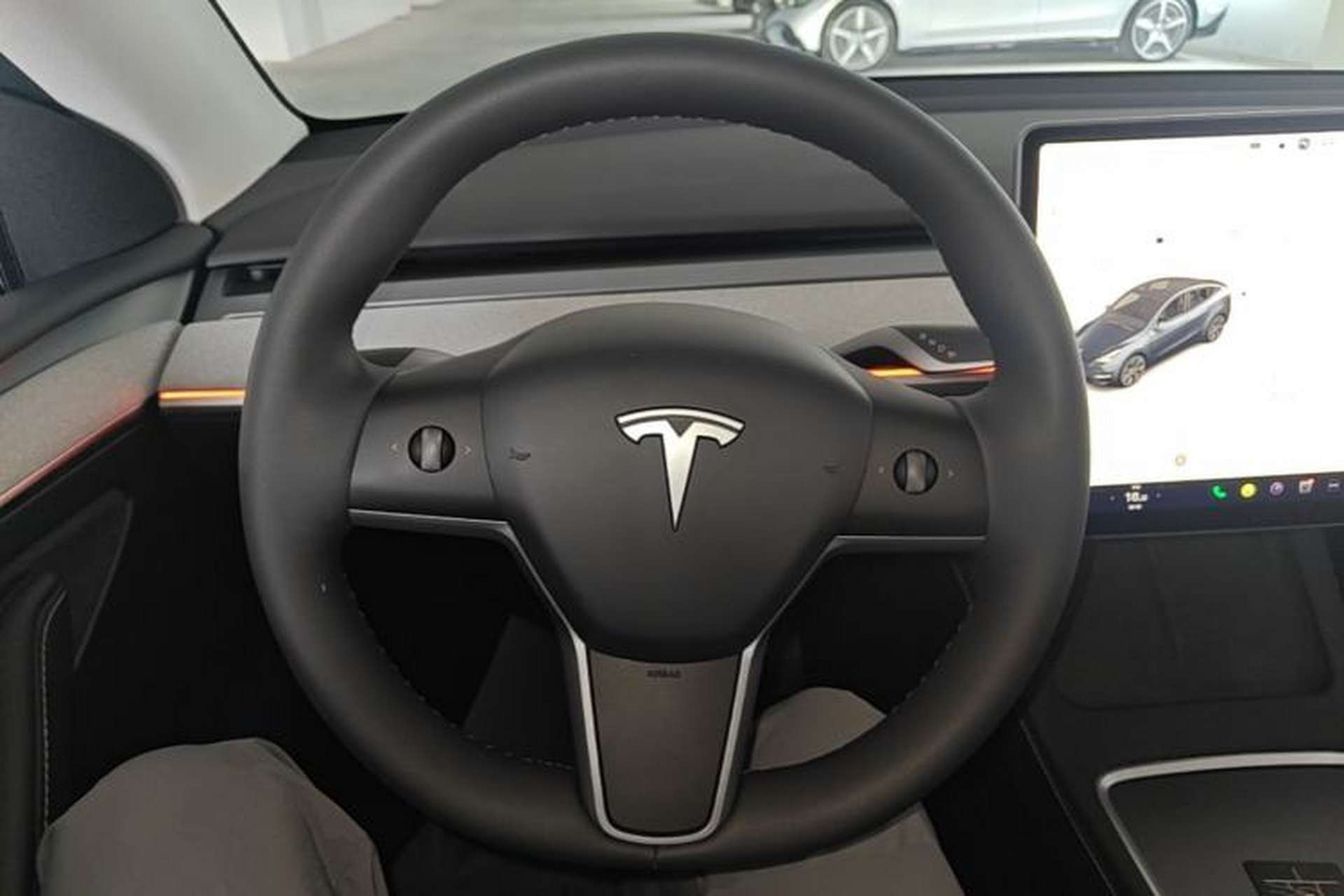 Used Tesla Model Y 2024 Rear-Wheel-Drive Version Steering Wheel