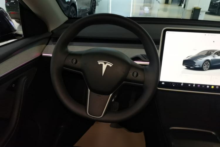 Used Tesla Model Y 2024 Rear-Wheel-Drive Version Steering Wheel