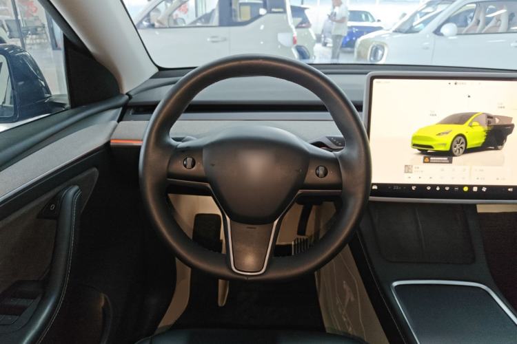 Used Tesla Model Y 2024 Rear-Wheel-Drive Version Steering Wheel