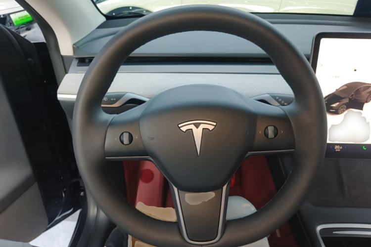 Used Tesla Model Y 2024 Rear-Wheel-Drive Version Steering Wheel