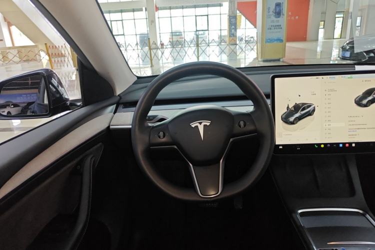 Used Tesla Model Y 2024 Rear-Wheel-Drive Version Steering Wheel