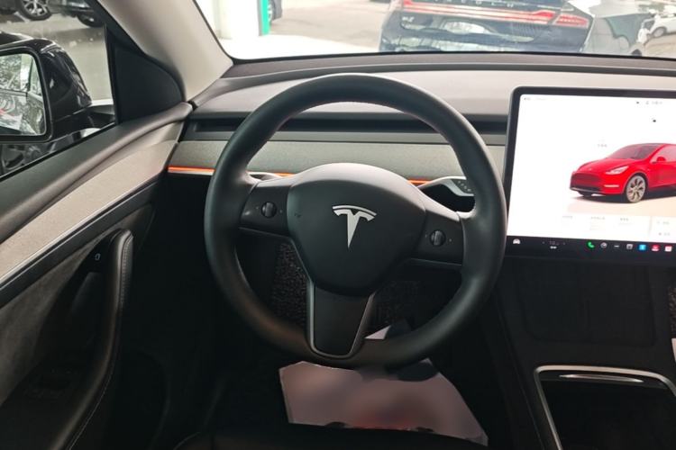 Used Tesla Model Y 2024 Rear-Wheel-Drive Version Steering Wheel
