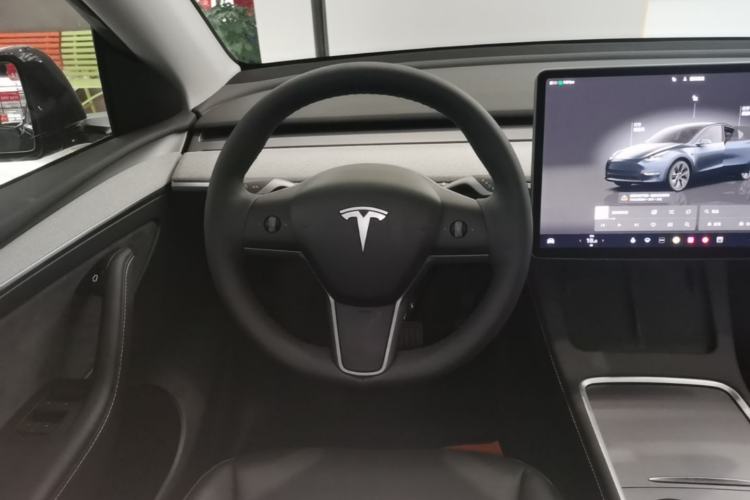 Used Tesla Model Y 2024 Rear-Wheel-Drive Version Steering Wheel