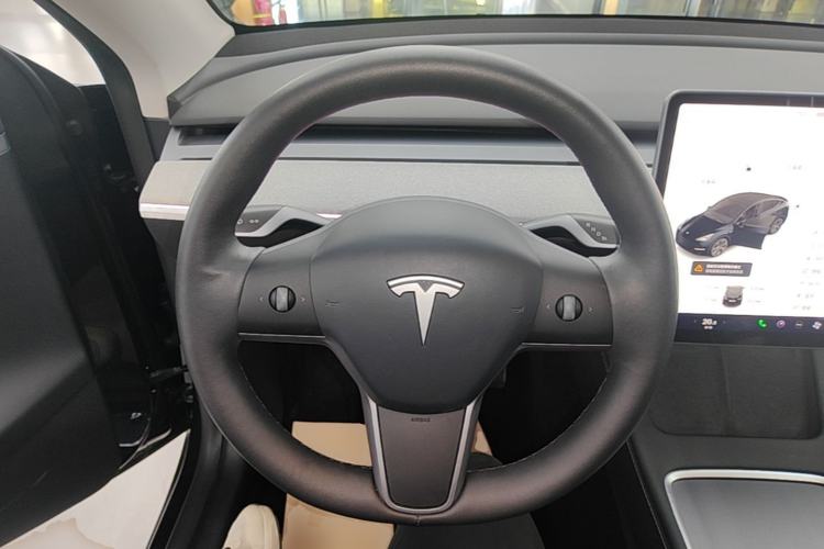 Used Tesla Model Y 2024 Rear-Wheel-Drive Version Steering Wheel