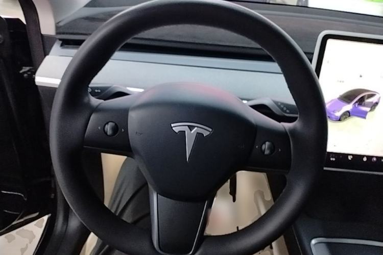 Used Tesla Model Y 2024 Rear-Wheel-Drive Version Steering Wheel