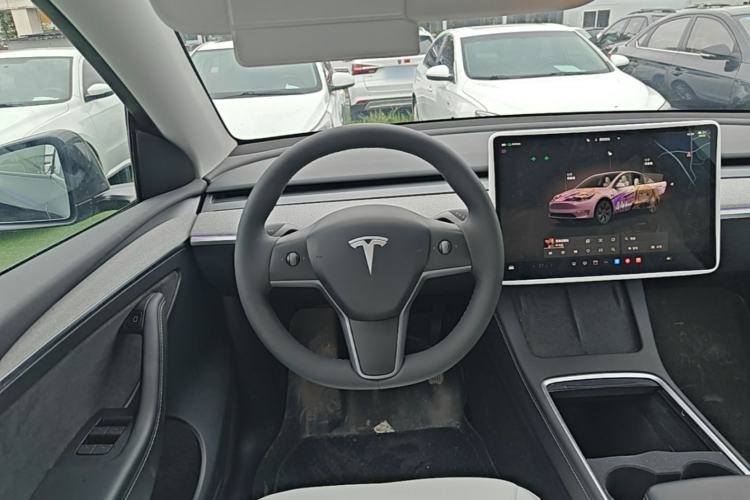 Used Tesla Model Y 2024 Rear-Wheel-Drive Version Steering Wheel