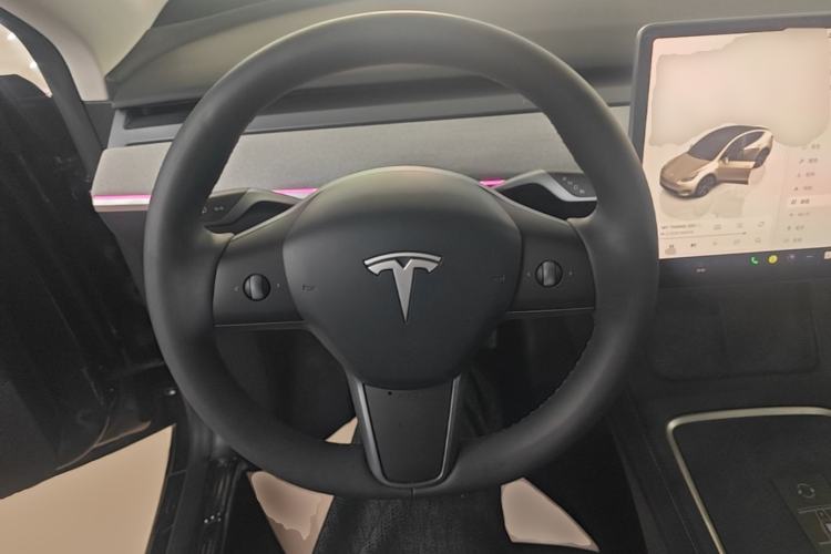 Used Tesla Model Y 2024 Rear-Wheel-Drive Version Steering Wheel