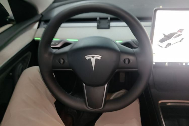 Used Tesla Model Y 2024 Rear-Wheel-Drive Version Steering Wheel