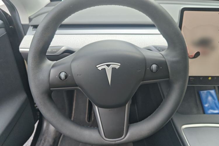 Used Tesla Model Y 2024 Rear-Wheel-Drive Version Steering Wheel