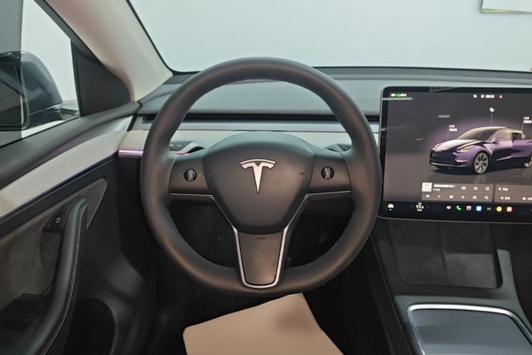Used Tesla Model Y 2024 Rear-Wheel-Drive Version Steering Wheel