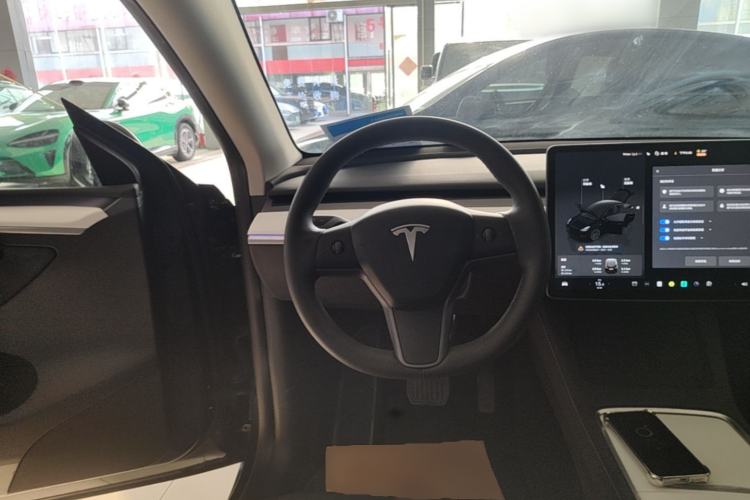 Used Tesla Model Y 2024 Rear-Wheel-Drive Version Steering Wheel