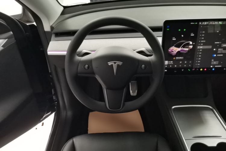Used Tesla Model Y 2024 Rear-Wheel-Drive Version Steering Wheel