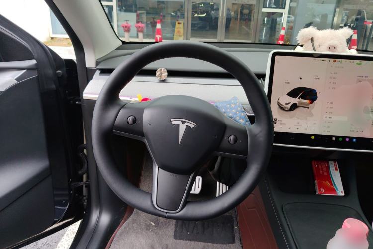 Used Tesla Model Y 2024 Rear-Wheel-Drive Version Steering Wheel