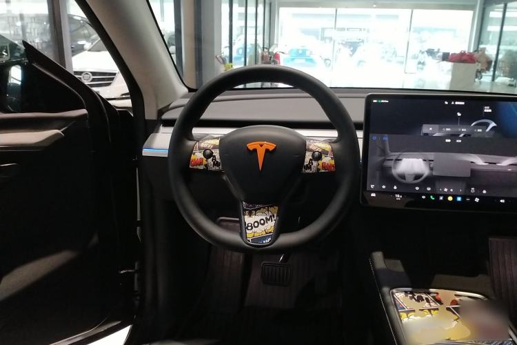 Used Tesla Model Y 2024 Rear-Wheel-Drive Version Steering Wheel