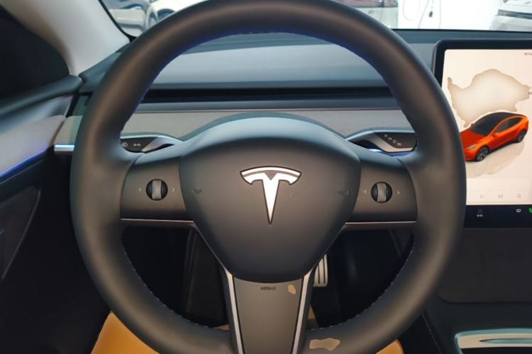 Used Tesla Model Y 2024 Rear-Wheel-Drive Version Steering Wheel