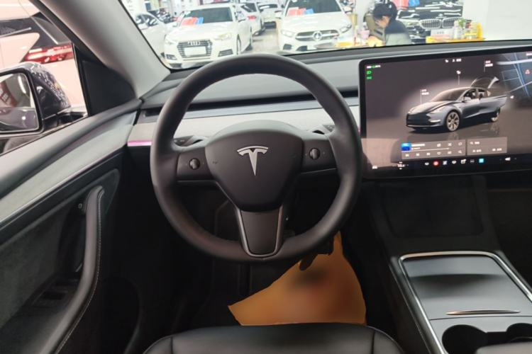 Used Tesla Model Y 2024 Rear-Wheel-Drive Version Steering Wheel
