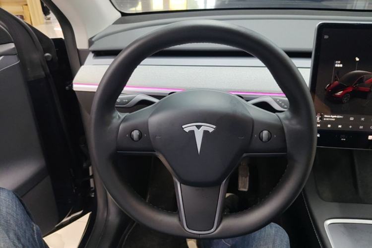 Used Tesla Model Y 2024 Rear-Wheel-Drive Version Steering Wheel