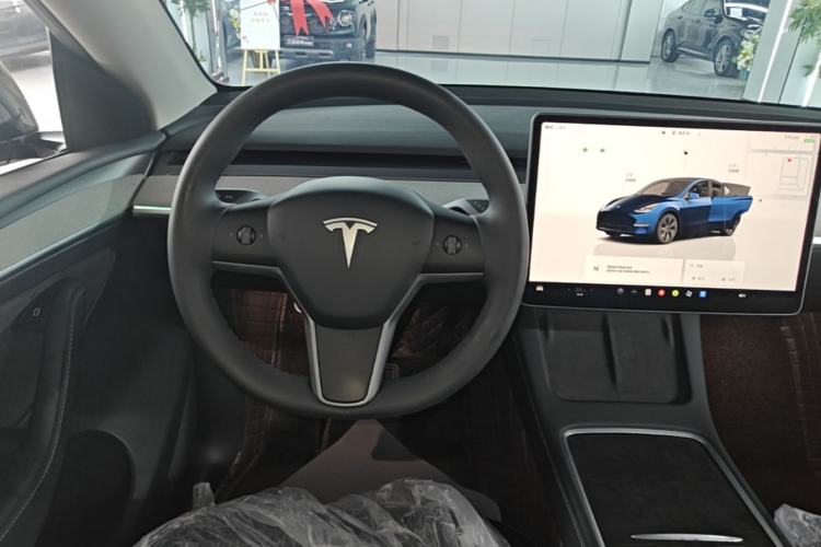 Used Tesla Model Y 2024 Rear-Wheel-Drive Version Steering Wheel