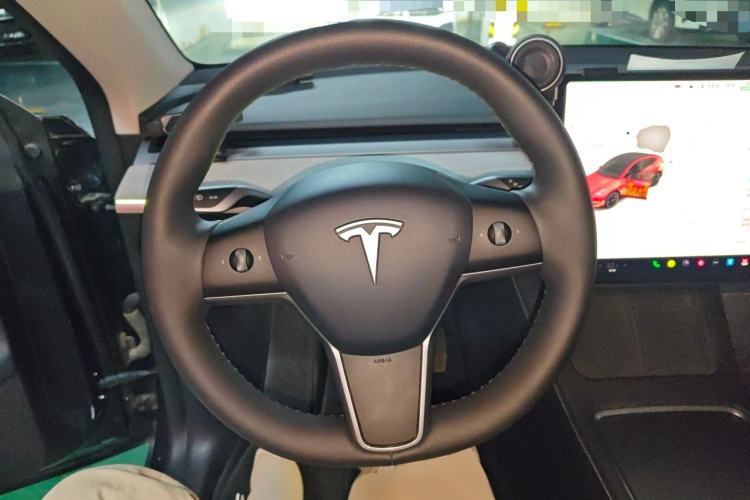 Used Tesla Model Y 2024 Rear-Wheel-Drive Version Steering Wheel