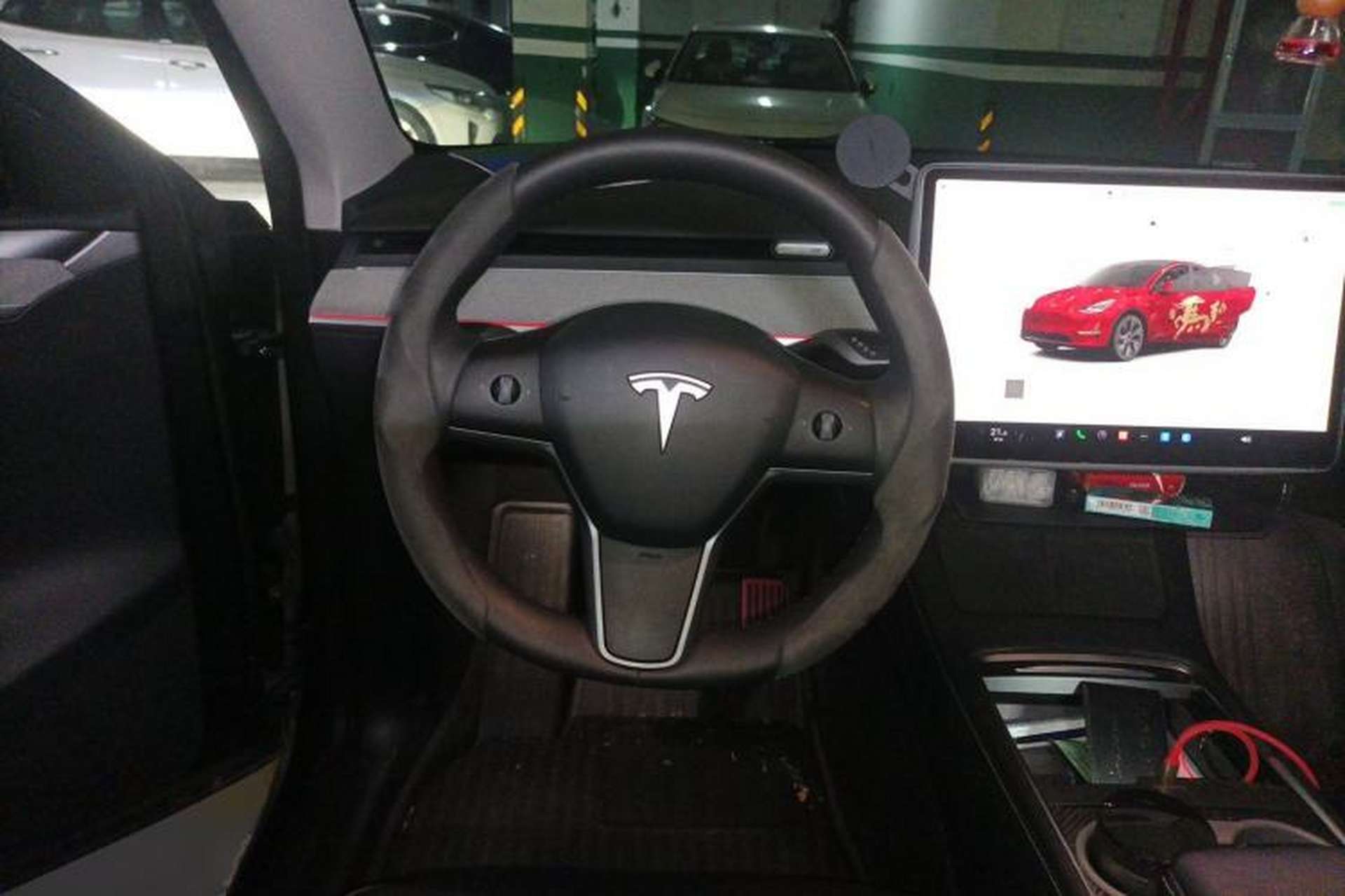 Used Tesla Model Y 2024 Rear-Wheel-Drive Version Steering Wheel