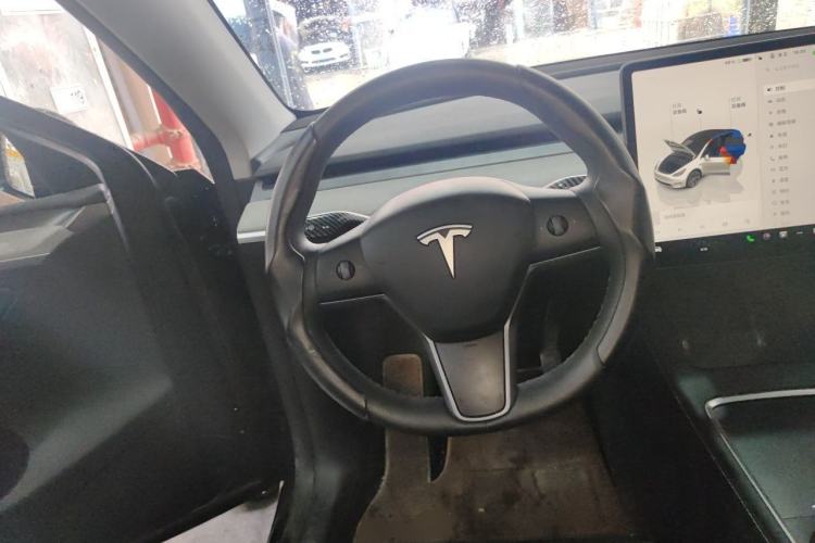 Used Tesla Model Y 2024 Rear-Wheel-Drive Version Steering Wheel