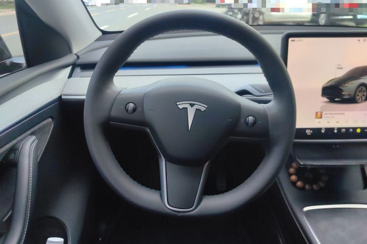 Used Tesla Model Y 2024 Rear-Wheel-Drive Version Steering Wheel