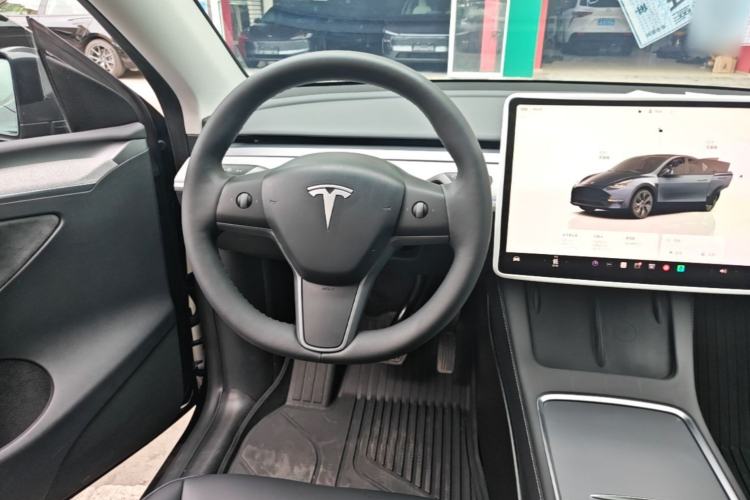 Used Tesla Model Y 2024 Rear-Wheel-Drive Version Steering Wheel