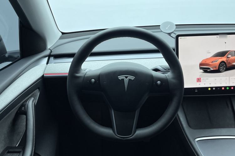 Used Tesla Model Y 2024 Rear-Wheel-Drive Version Steering Wheel