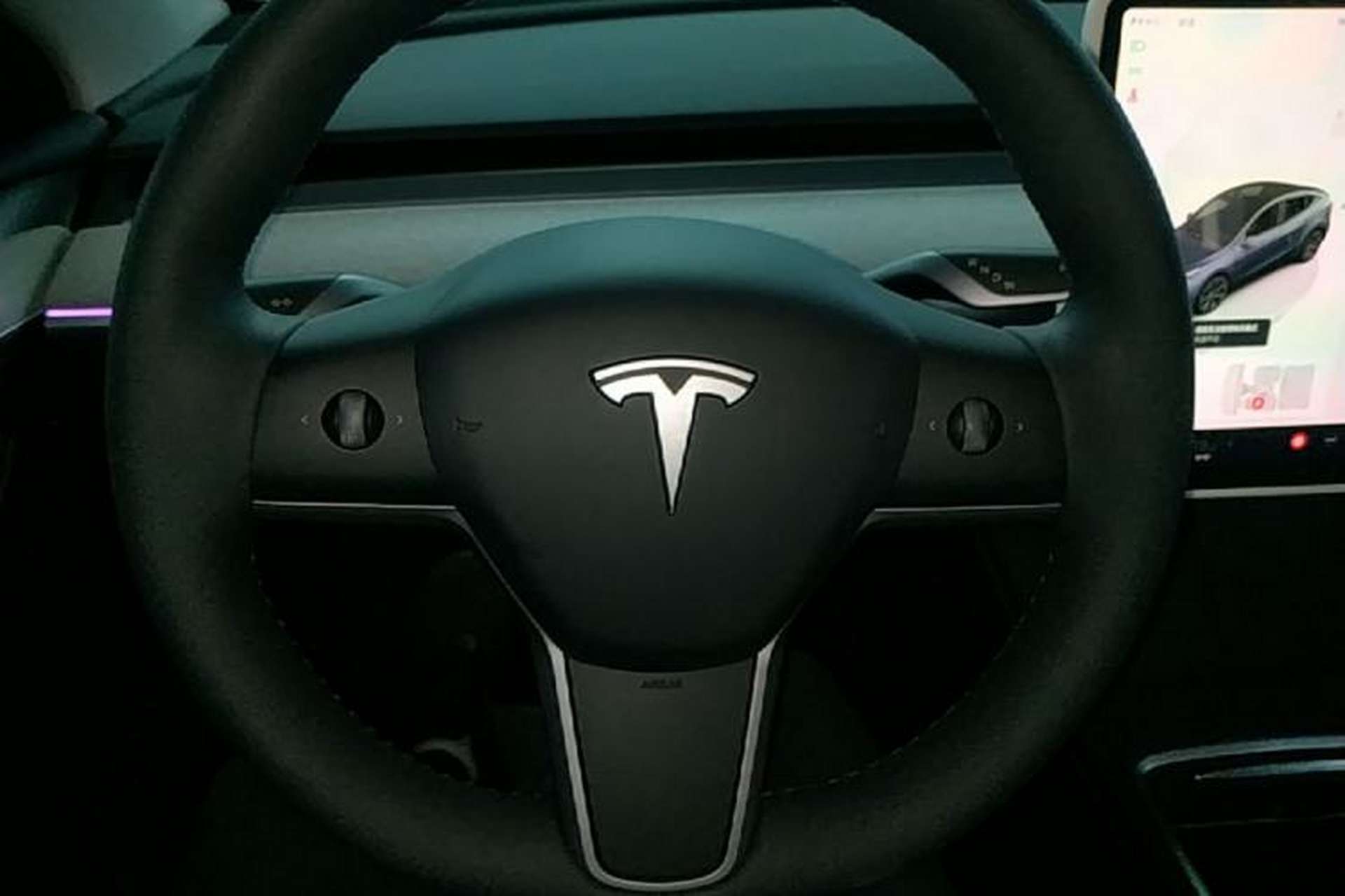 Used Tesla Model Y 2024 Rear-Wheel-Drive Version Steering Wheel