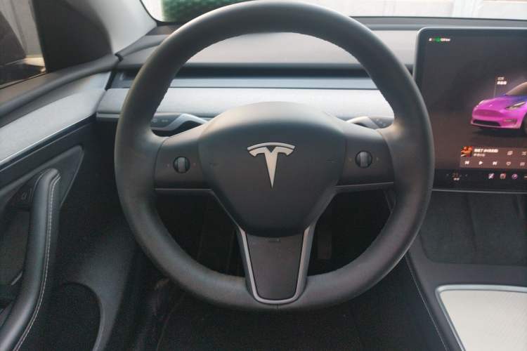 Used Tesla Model Y 2024 Rear-Wheel-Drive Version Steering Wheel