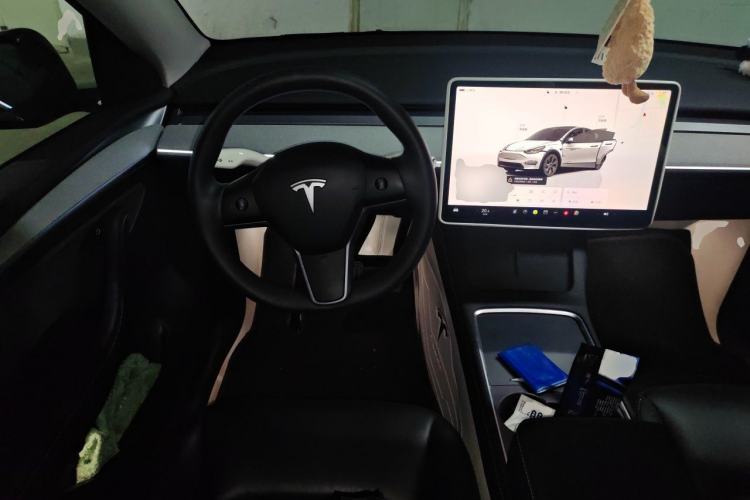 Used Tesla Model Y 2024 Rear-Wheel-Drive Version Steering Wheel