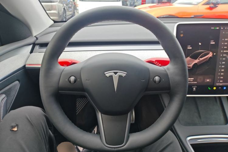 Used Tesla Model Y 2024 Rear-Wheel-Drive Version Steering Wheel