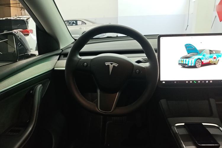 Used Tesla Model Y 2024 Rear-Wheel-Drive Version Steering Wheel