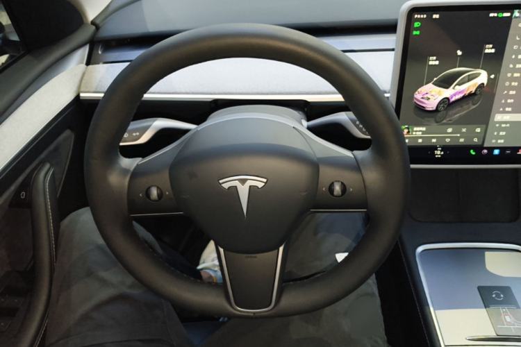 Used Tesla Model Y 2024 Rear-Wheel-Drive Version Steering Wheel