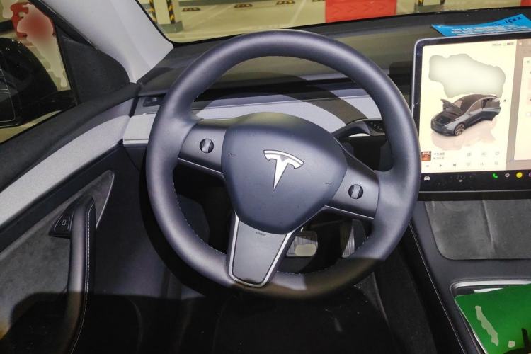 Used Tesla Model Y 2024 Rear-Wheel-Drive Version Steering Wheel