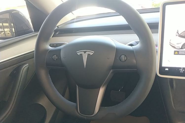 Used Tesla Model Y 2024 Rear-Wheel-Drive Version Steering Wheel